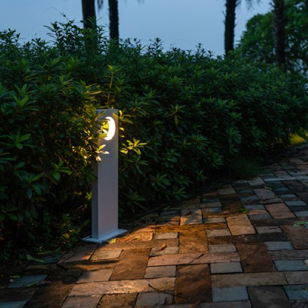 LED草坪燈7W現(xiàn)代特色方形圓心款簡約小區(qū)草坪亮化鋁制廠家批發(fā)